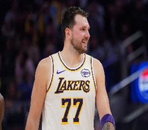 穩(wěn)是很穩(wěn)！東契奇22中10得27分10板7助1帽7失誤&抱怨太多是瑕疵