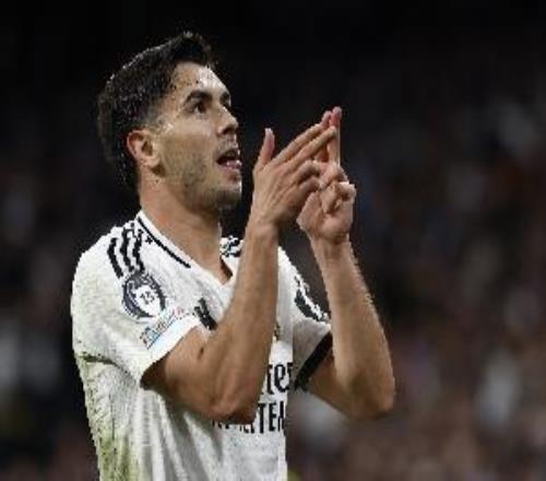 阿斯報：迪亞斯在皇馬的處境是一個迷，他近9場都沒有首發(fā)過