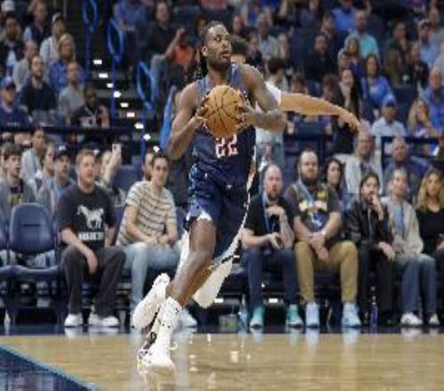 戴格諾特談華萊士：漫長賽季要一起挺過起伏波折鼓勵保持穩(wěn)定