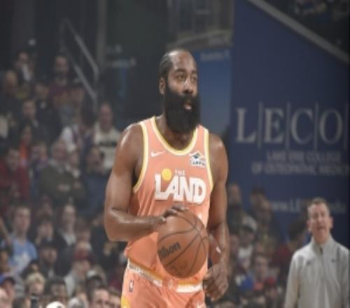 JR：不看好骑士哈登每次换队常规赛都打很好但季后赛战绩摆在那