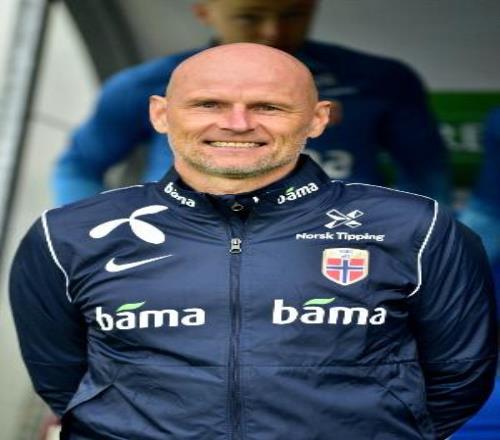 挪威主帥：厄德高的傷情并不嚴(yán)重，他現(xiàn)在得到休息不是一場災(zāi)難