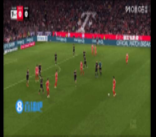 格雷茨卡精彩挑傳迪亞斯破門，拜仁第33分先入一球