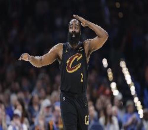 你上一次感覺有機(jī)會奪冠是什么時(shí)候哈登：也許是在籃網(wǎng)