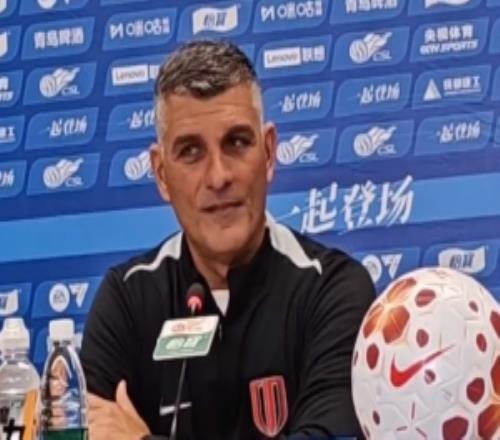 約翰阿洛伊西：滿意球員丟球后沒有低頭沮喪，紅牌改變了比賽