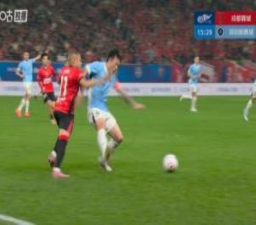 記者談姜至鵬染紅：37歲生日收獲紅牌，這生日過的，哎