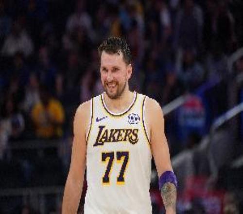 東契奇單季至少10次40+湖人隊史第四人&比肩科比貝勒Logo男