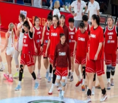 強(qiáng)勢(shì)取勝！中國女籃熱身賽力克捷克！