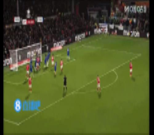 虛驚一場！10人雷克瑟姆角球機會破門，但越位進球無效