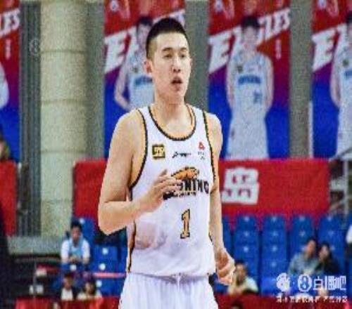 當常規(guī)賽打了！付豪13中11拿到25分5板三分4中2