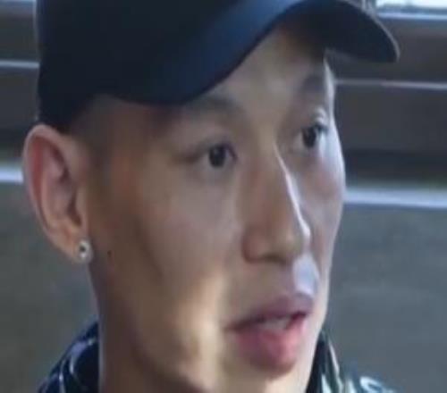 林書豪：第1次去火箭時(shí)我只是隊(duì)內(nèi)第5控衛(wèi)差點(diǎn)主動(dòng)申請(qǐng)球隊(duì)裁我