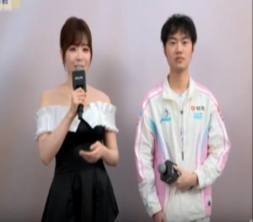 賽前采訪Knight：對手肯定會(huì)比上次打的更好，我們要做好準(zhǔn)備