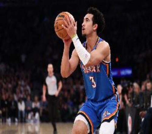 華萊士談麥凱恩防守：他打得非常努力也愿意接受建設(shè)性批評(píng)意見(jiàn)