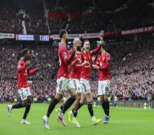 單線作戰(zhàn)！太陽報(bào)：曼聯(lián)球員認(rèn)為比賽之間間隔太長，導(dǎo)致開場慢熱