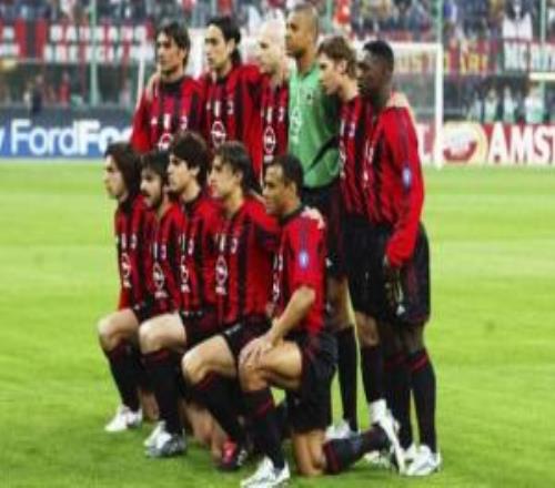 21年前米蘭德比是什么水平2005年歐冠8強戰米蘭vs國米首發一覽