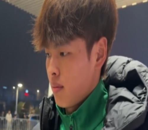 鄧捷夫：教練一直鼓勵我要有信心，一開始有些緊張但慢慢就放松了