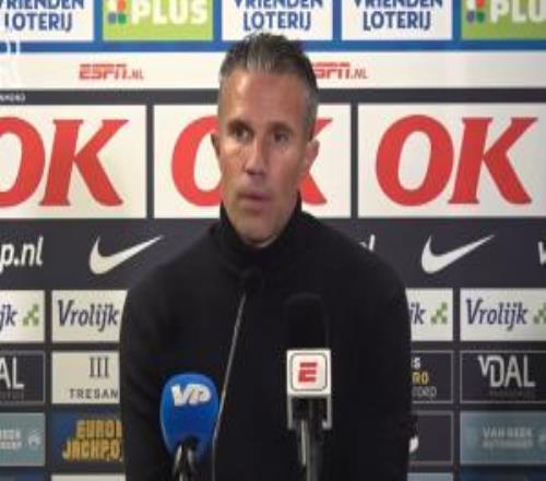 被球迷怒罵"滾蛋"！范佩西：聽到了，但這些年我已練就一副厚臉皮