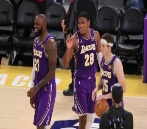 詹東里防守效率聯盟前五但進攻火力不足因此湖人亟需八村的發揮