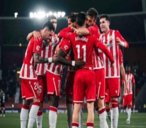 C羅社媒慶祝阿爾梅里亞升至西乙第二：取得重要?jiǎng)倮?，繼續(xù)前進(jìn)