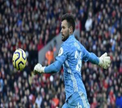 本福斯特：為曼聯(lián)效力壓力太大了，每次比賽前我都非常緊張