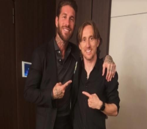 老隊(duì)友！拉莫斯社媒曬與莫德里奇合照：真正的兄弟，足球的饋贈(zèng)