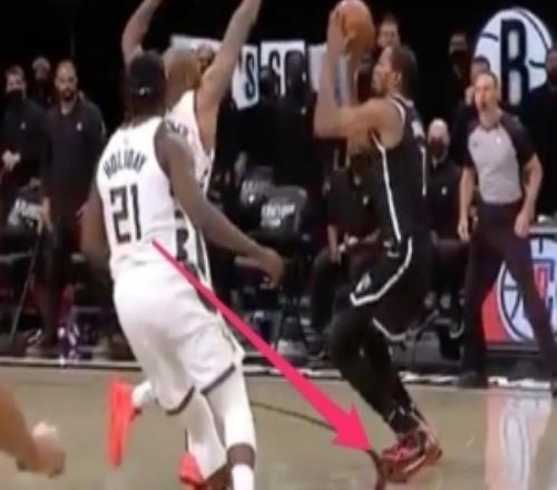 如果21年杜蘭特沒有踩線籃網(wǎng)奪冠哈登留隊(duì)湖人得歐文失東契奇