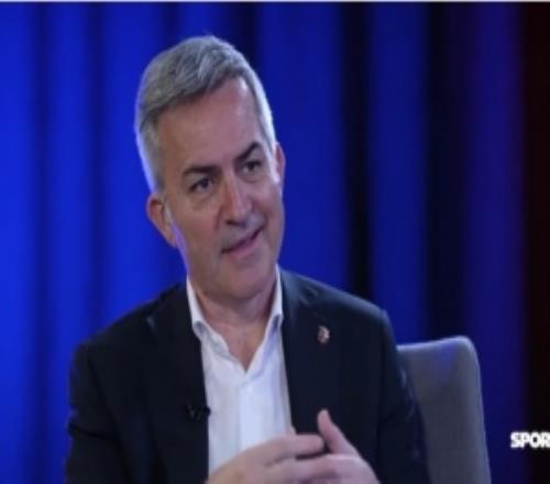 豐特：有關(guān)梅西的計(jì)劃分為3個(gè)部分，首先希望提議他擔(dān)任名譽(yù)主席