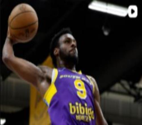 布朗尼G聯盟鉆人縫過人迅猛暴起大力戰斧！老詹轉發