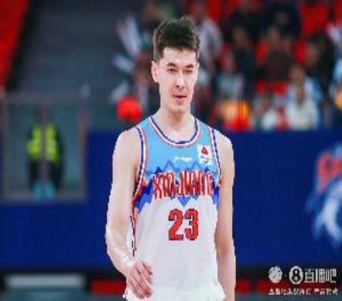 4年前的今天：阿不都成為史上唯一一位單場砍50+10+5的本土球員