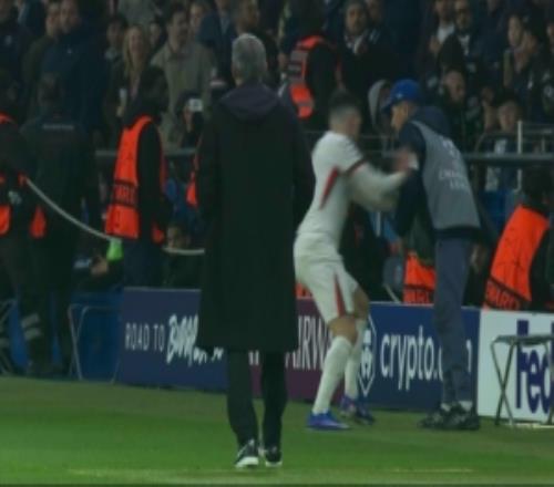 太陽報(bào)：內(nèi)托推搡球童沒染黃，但歐足聯(lián)可能介入處罰