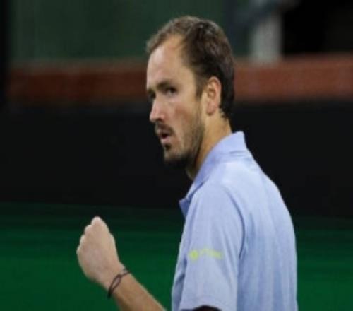 梅德韋杰夫20擊敗米克爾森，晉級(jí)ATP1000印第安維爾斯大師賽8強(qiáng)