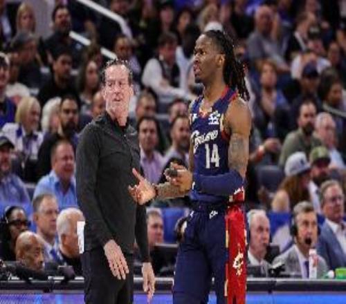 埃利斯：魔術(shù)傾向于沖筐一開始我們讓他們上籃有點(diǎn)太容易了