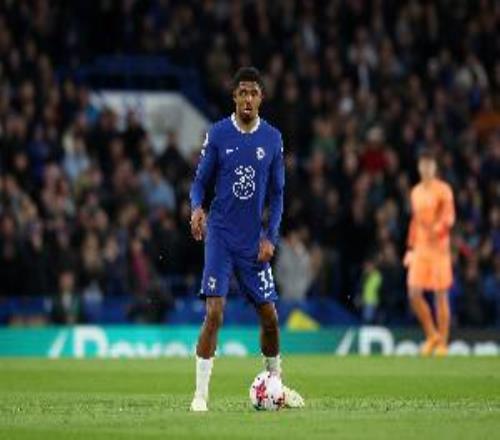 福法納：切爾西犯了太多的錯誤，比賽還沒結束回主場需要打進3球