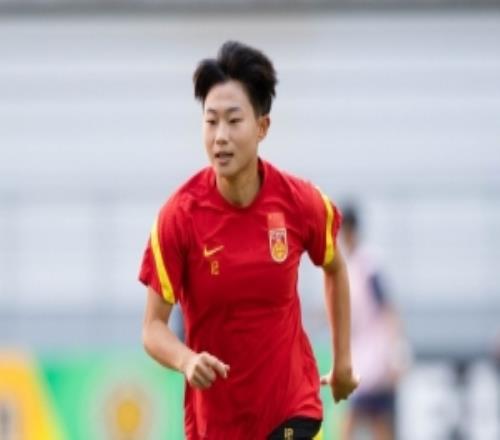 吳澄舒：留洋后自己進(jìn)步顯著，會(huì)盡一切所能幫助中國(guó)女足