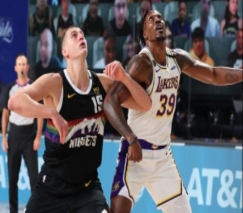 20年奪冠功臣！霍華德西決硬抗約基奇用肉搏為湖人拼下一冠