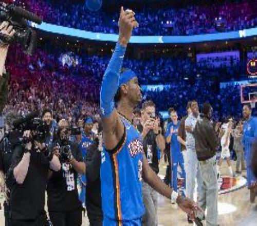 亞歷山大打破張伯倫紀(jì)錄！俄城全場(chǎng)觀眾起立鼓掌齊聲高呼“MVP”