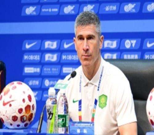 蒙哥馬利：國(guó)安定位球防守要提升門將張健智表現(xiàn)很出色