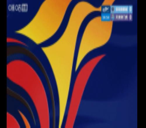 太惨了！玄智健遭对手任意球重炮轰门“爆头”，此前下体被击中