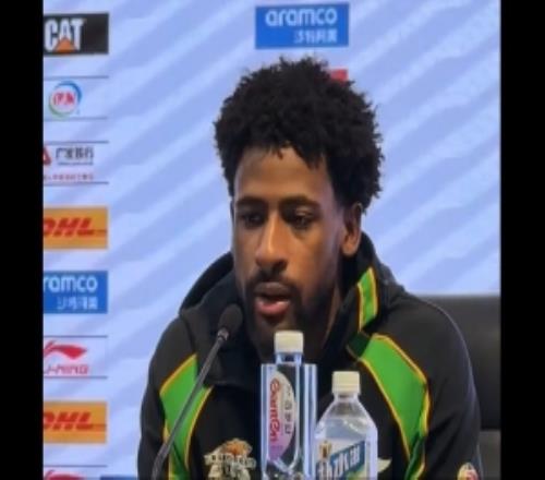 布羅金頓：我們的防守非常強(qiáng)硬很高興幫助球隊取得勝利