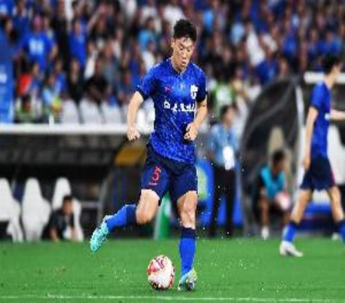 朱辰杰個(gè)人中超第150場(chǎng)首發(fā)，中超官方：從冉冉新星到頂級(jí)中衛(wèi)