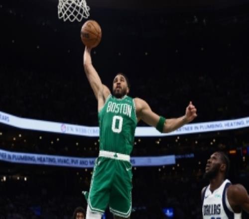 拉加贝尔：绿军这赛季无法夺冠不知道塔图姆复出是否值得