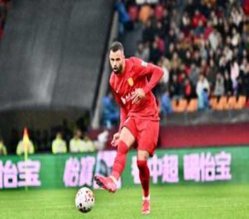 隊(duì)史中超首勝！銅梁龍10送鐵人兩連敗肯帕努造直紅+任意球破門