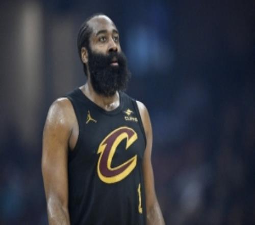 拉加贝尔：哈登需要在挡拆中多得分否则无法吸引对手的协防