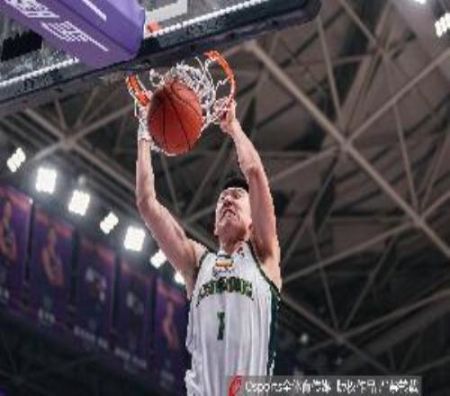 終結(jié)效率很高！付豪半場8中5拿到15分罰球6中5&隊內(nèi)唯一得分上雙