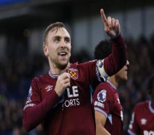 鮑文：面對曼城時我們的防守非常出色，拿到了非常關(guān)鍵的1分