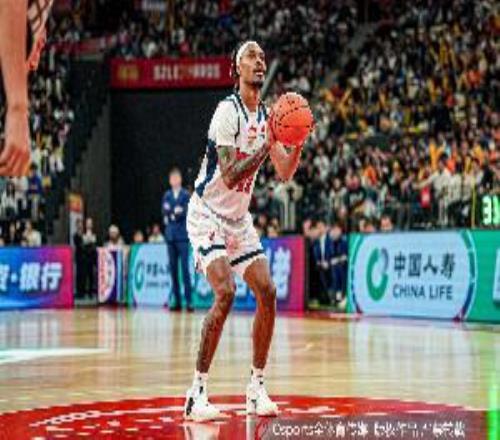 媒體人：今日宏遠窘境是從猶豫換不換麥考爾開始問題一環(huán)扣一環(huán)