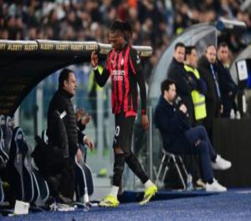 错失追分良机！米兰01拉齐奥距榜首8分莱奥低迷+被换时闹矛盾