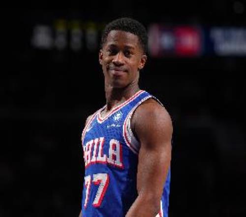 12板生涯新高！埃奇库姆：道格韦斯特总告诉我必须抢板