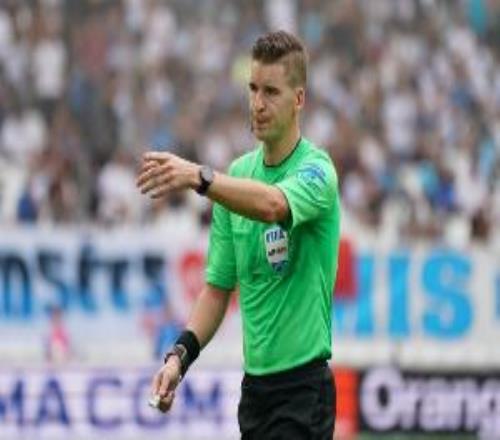 巴薩VS紐卡歐冠18決賽裁判：法國裁判組領(lǐng)銜，主裁判弗朗索瓦