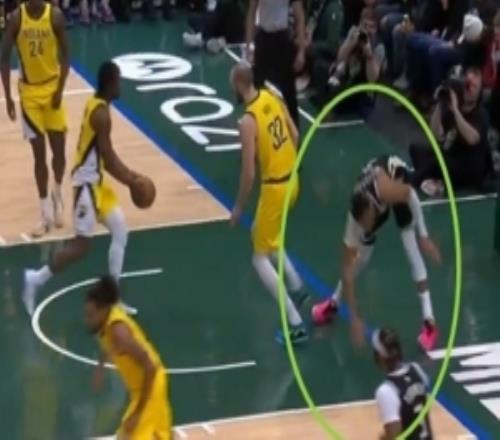 張佳瑋：字母哥越來越像另一個34號上了年紀(jì)就開始零碎地受傷