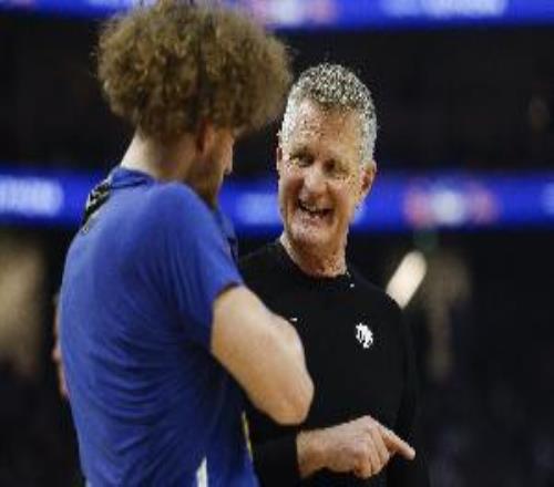 8大將缺席！科爾：不能再要求更多了執(zhí)教這些家伙真的很有意思